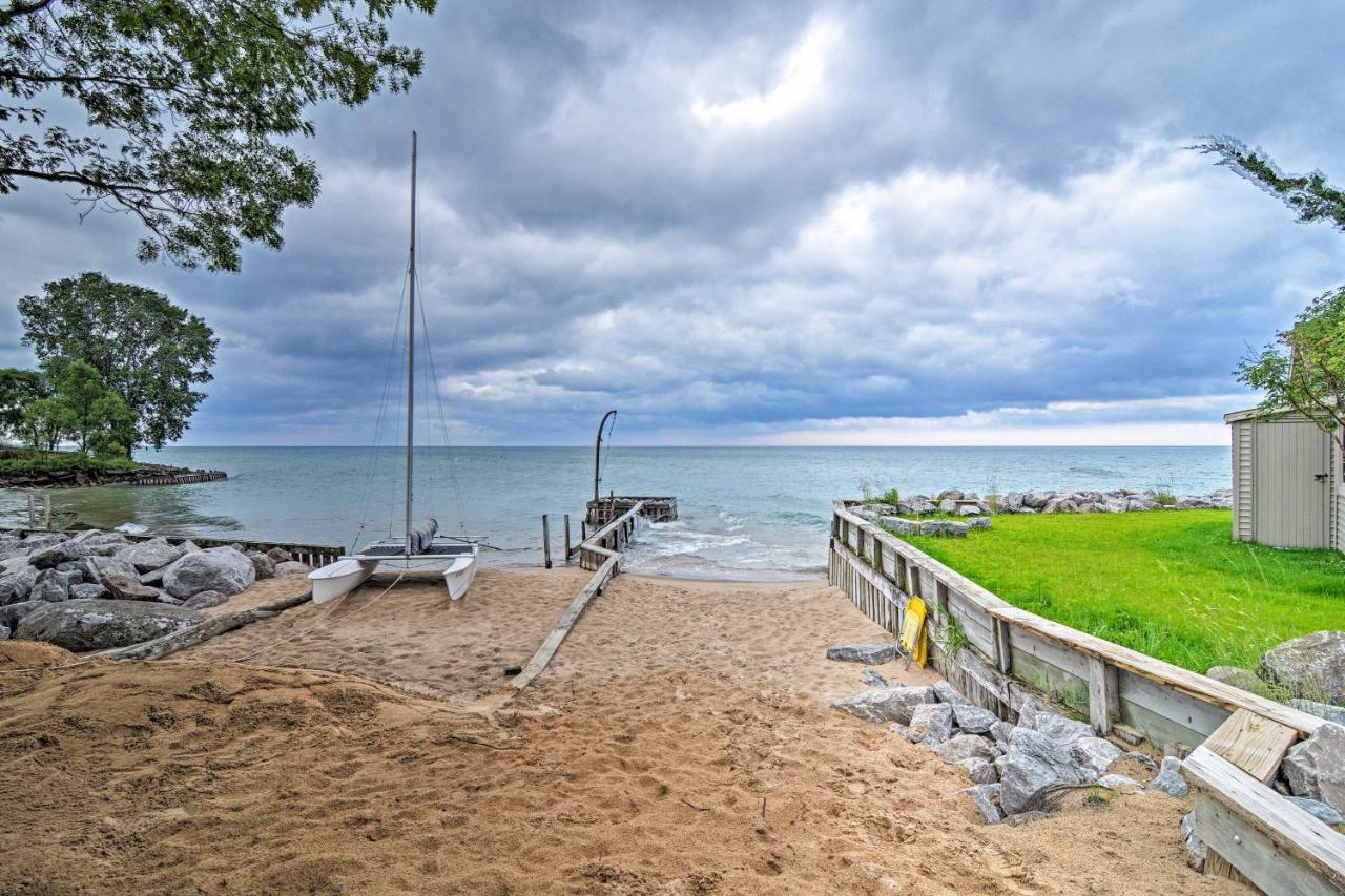 Lake Huron House With Grill And Beach Access! East Tawas Extérieur photo