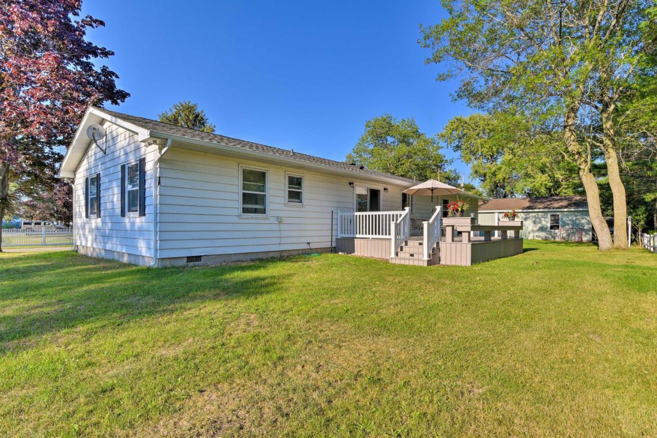 Lake Huron House With Grill And Beach Access! East Tawas Extérieur photo